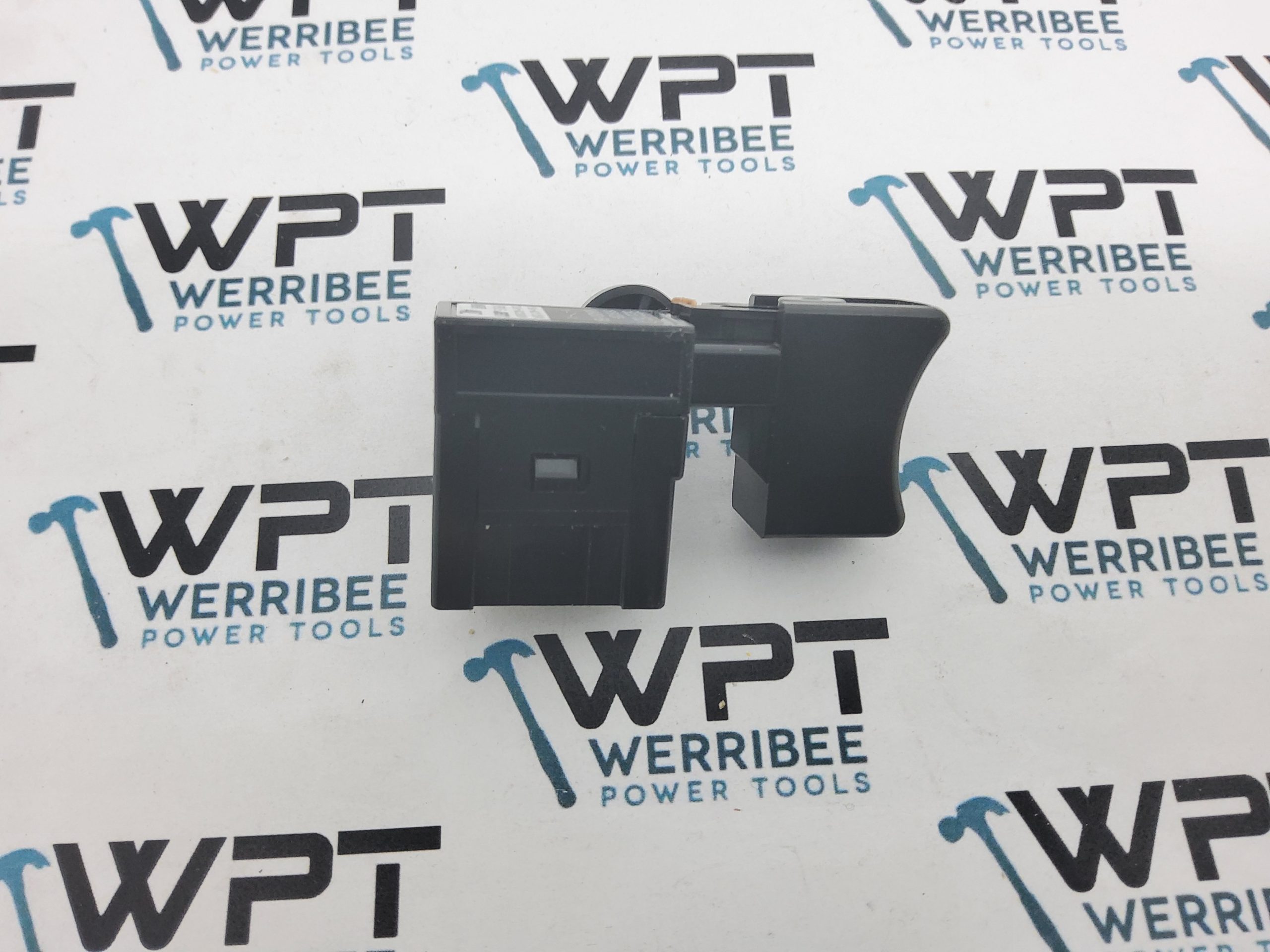 Makita Switch 650254-5 - Image 2